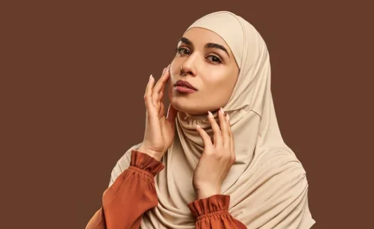 depositphotos_548996426-stock-photo-portrait-beautiful-modern-muslim-woman